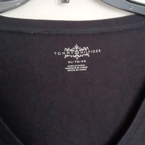 Tommy Hilfiger Top - Picture 3 of 5
